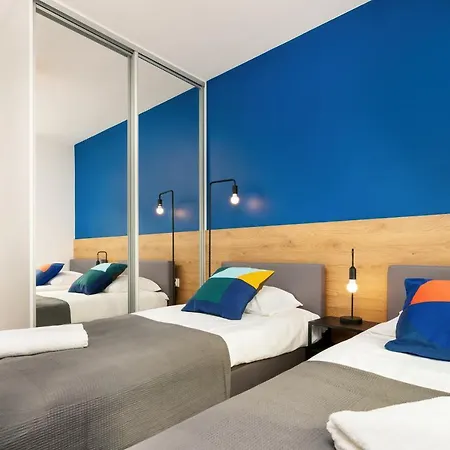 Awanport By Renters Prestige Apartmán *
